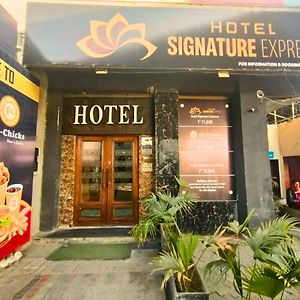 Hotel Signature Express